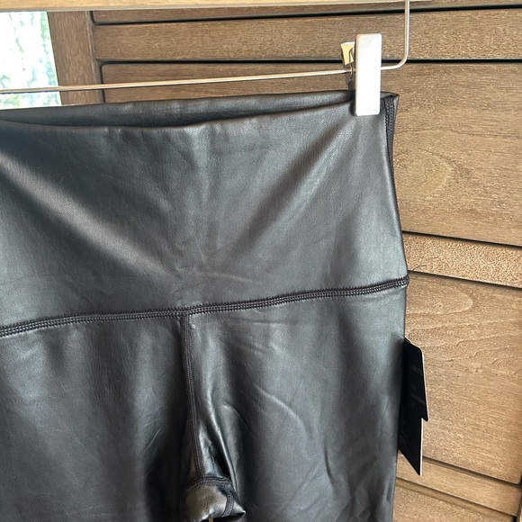 NWT 90 Degree Reflex High Rise Faux Leather Leggings - Picture 7 of 11